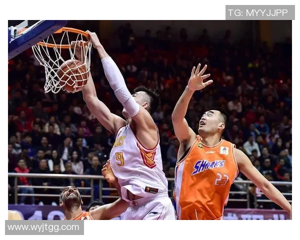 深圳足球队在亚运会积分榜上以71分稳居第一名引发关注